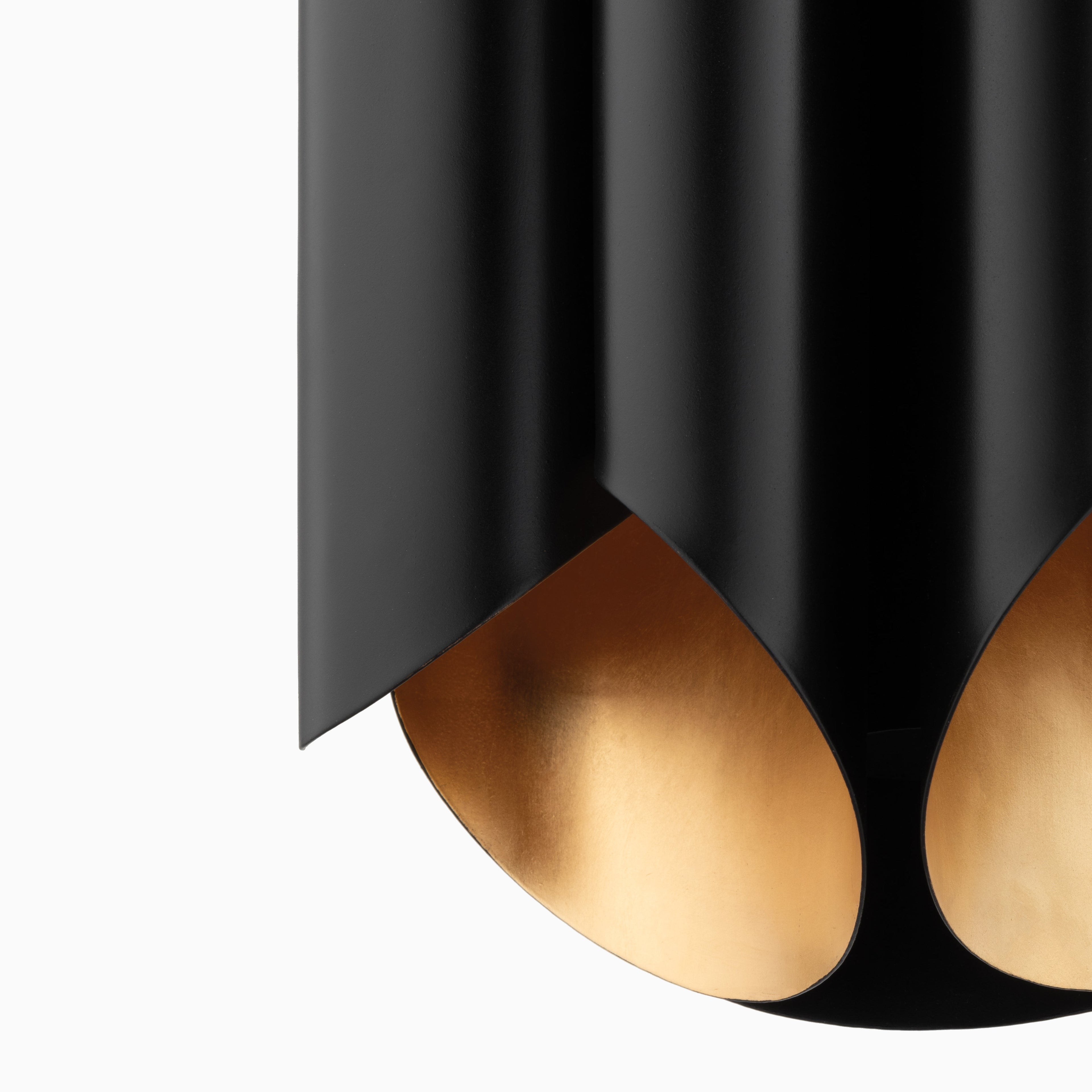 Cillian Pendant In Gold Leaf/White