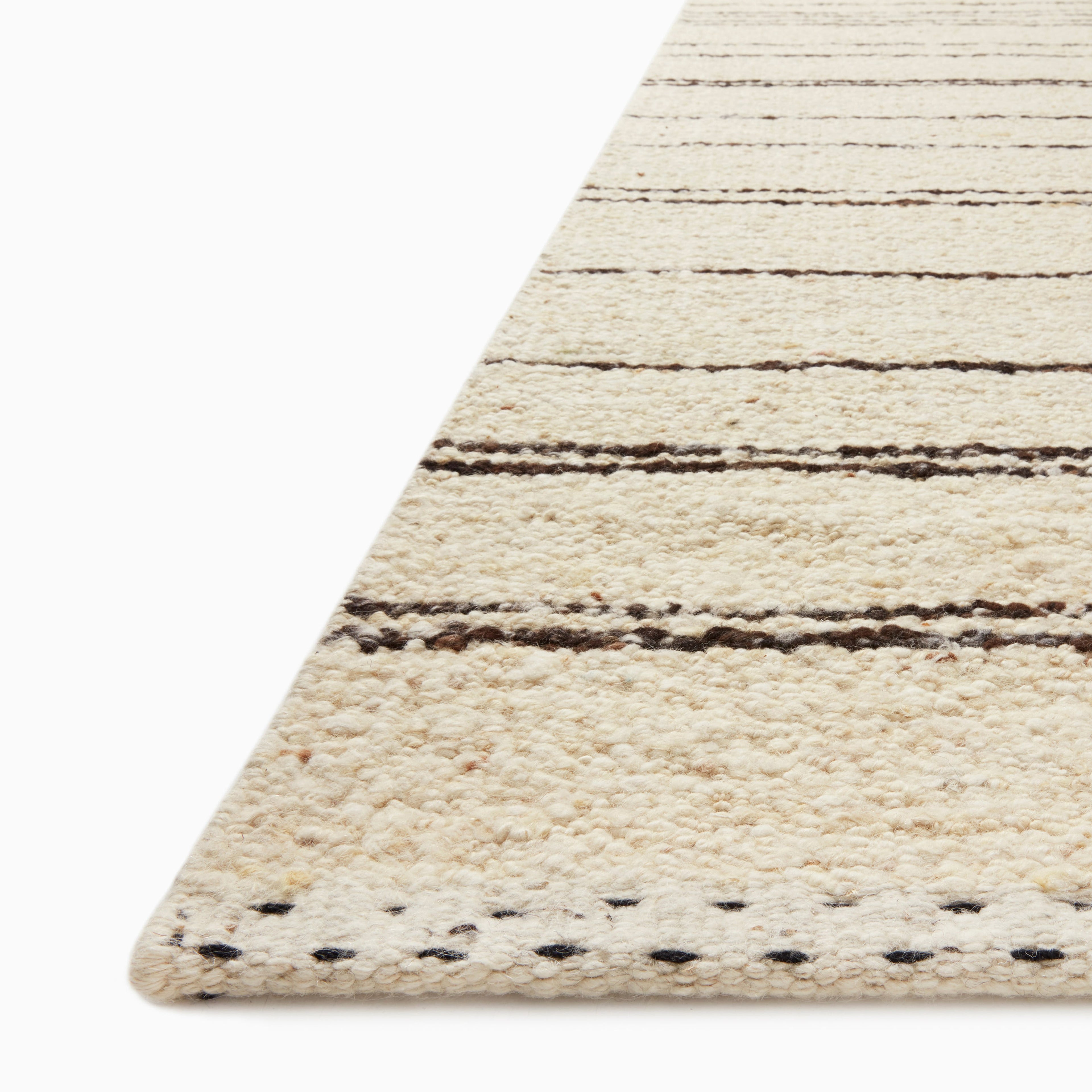 Bowie Wool Blend Rug in Sand / Graphite