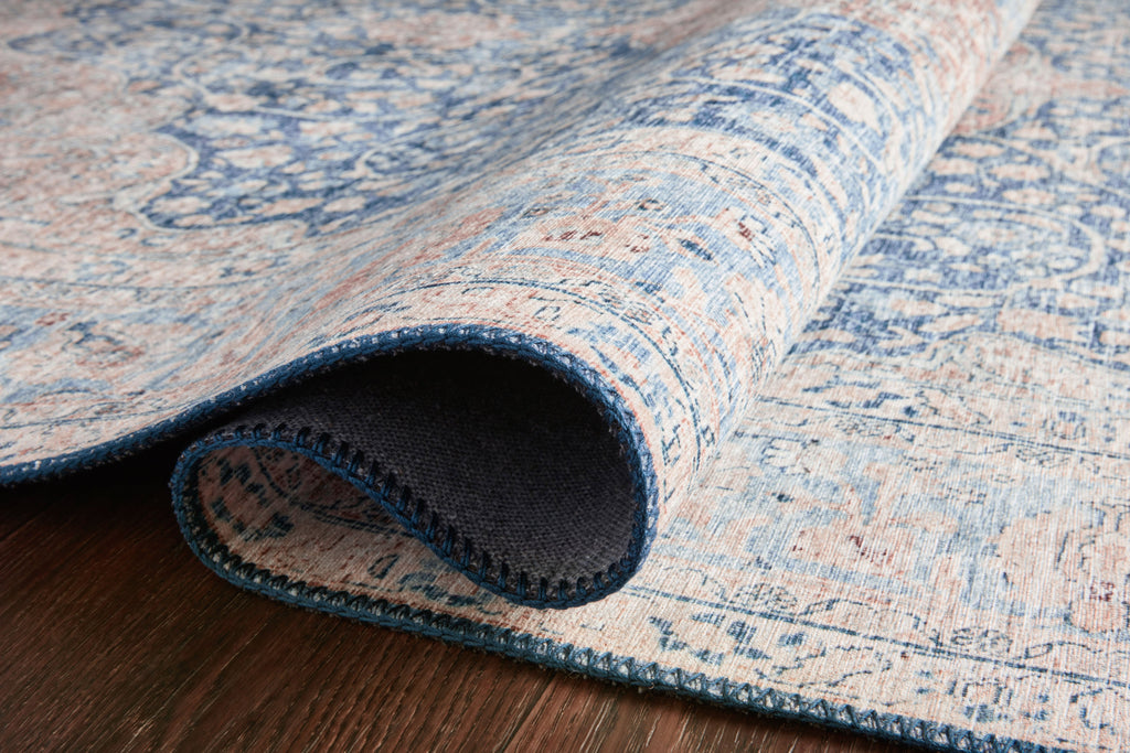 Hutchinson Polyester Face Rug in Marine / Peach
