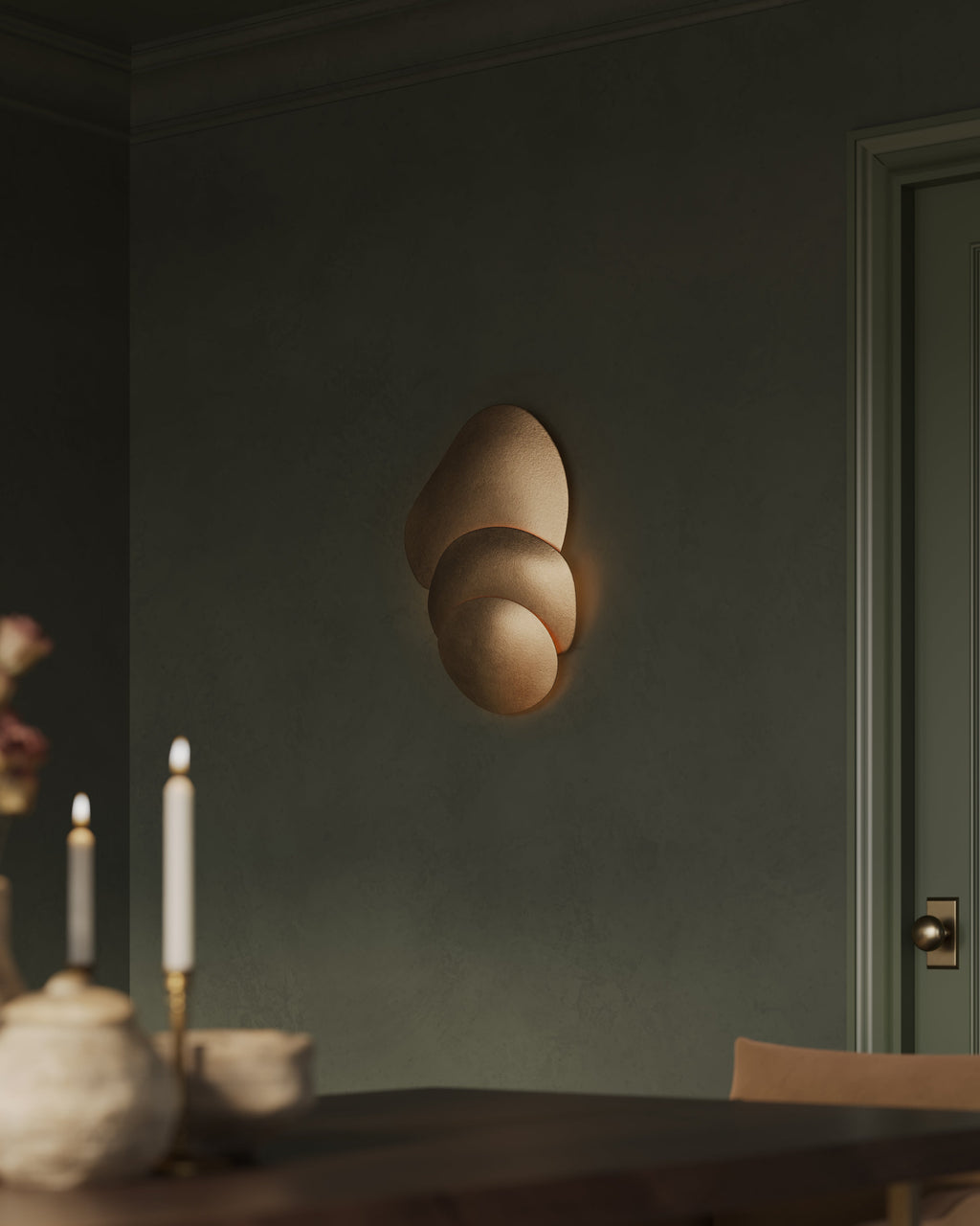 Lynn Wall Sconce In Vintage Gold Leaf