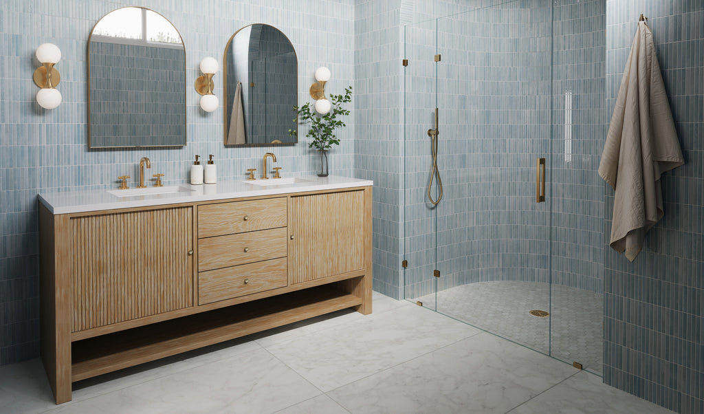 Nicholson Wall Sconce in Aged Brass