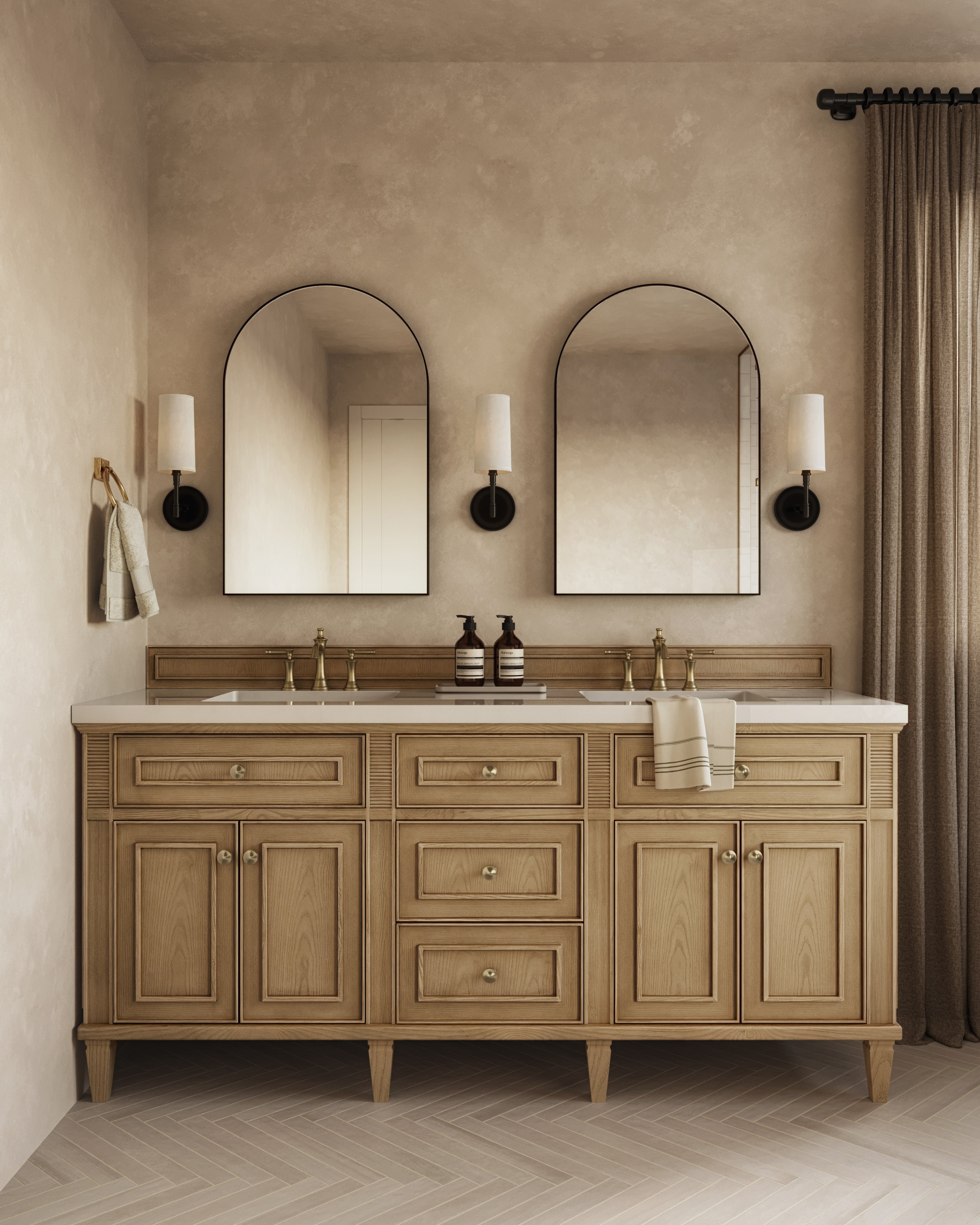 Esmeralda Small Mirror in Iron Matte Black