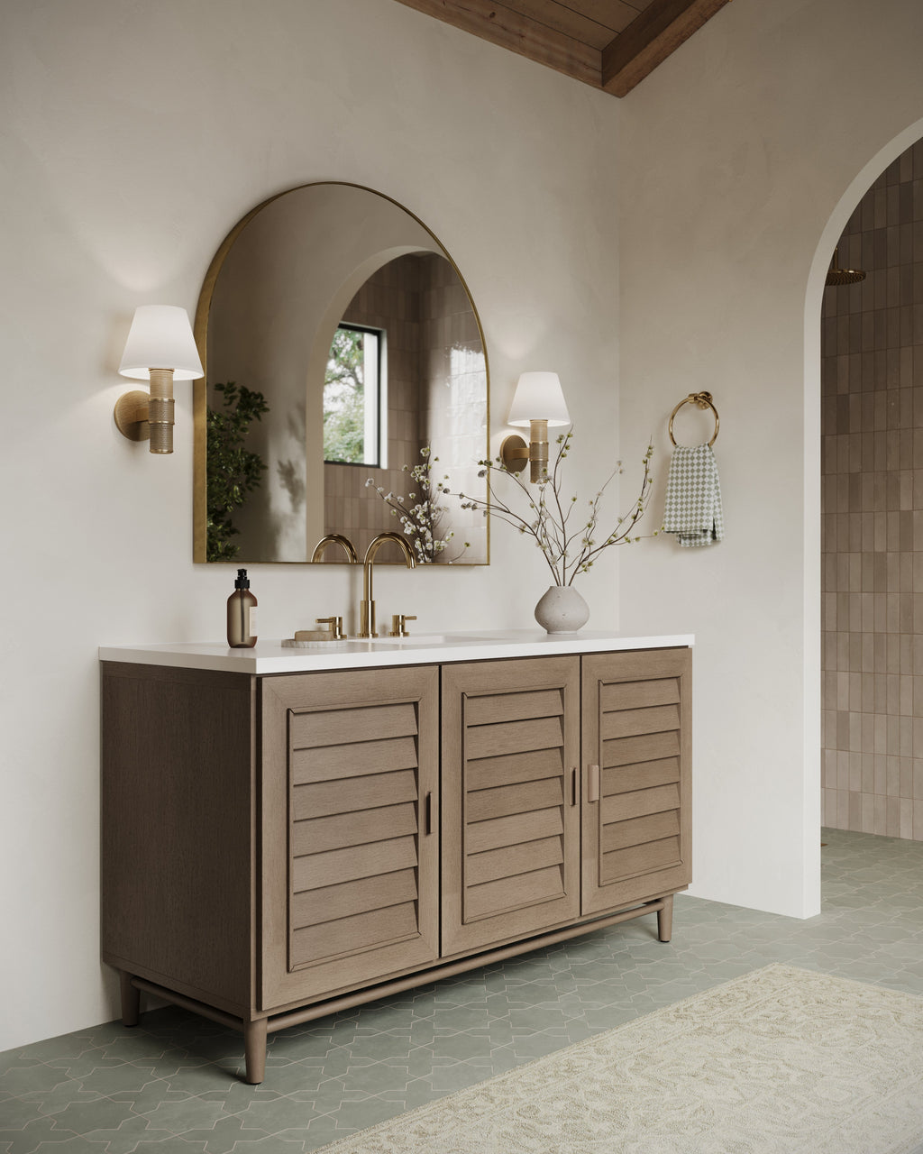 Esmeralda Wide Mirror in Polished Brass