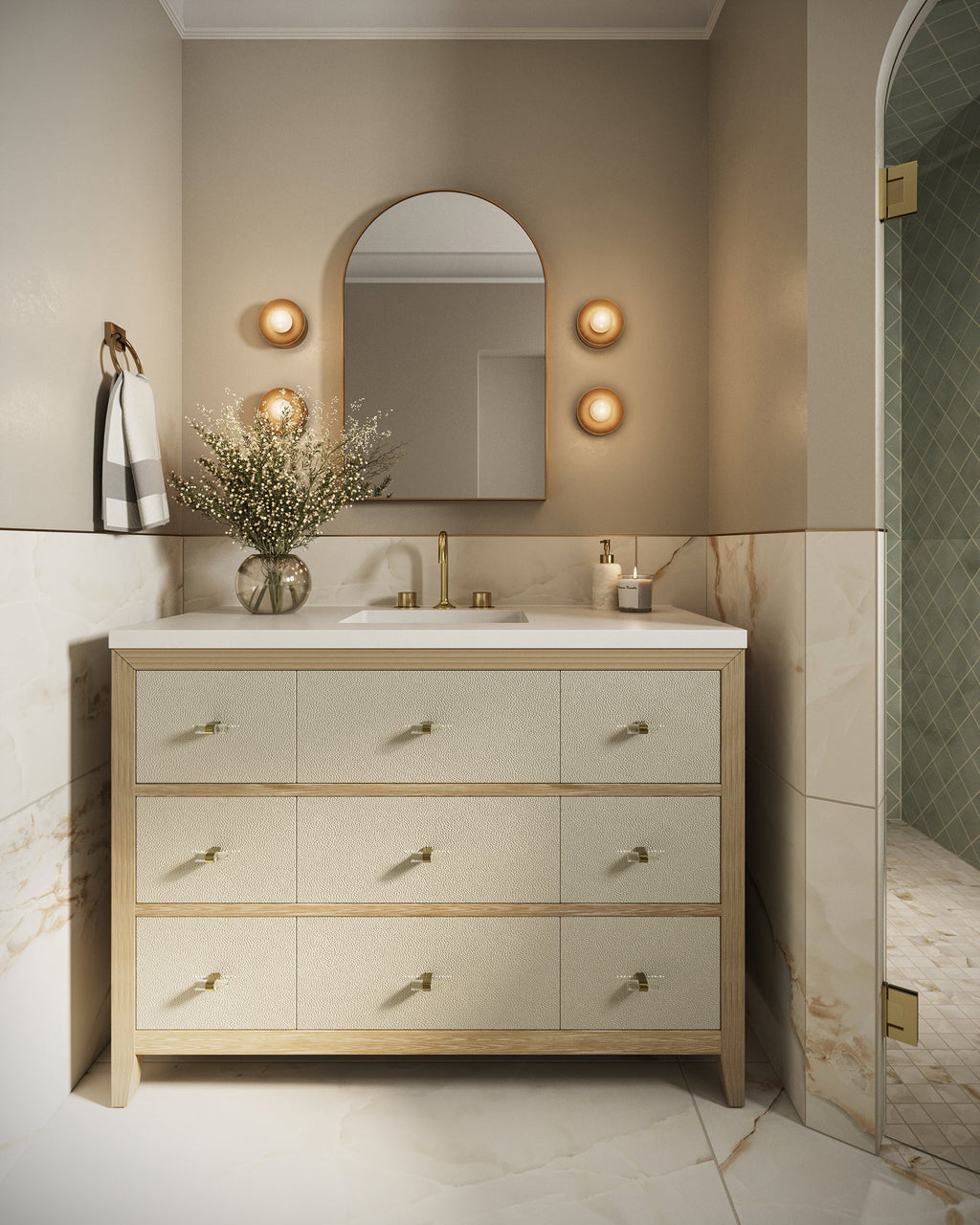 Esmeralda Small Mirror in Polished Brass