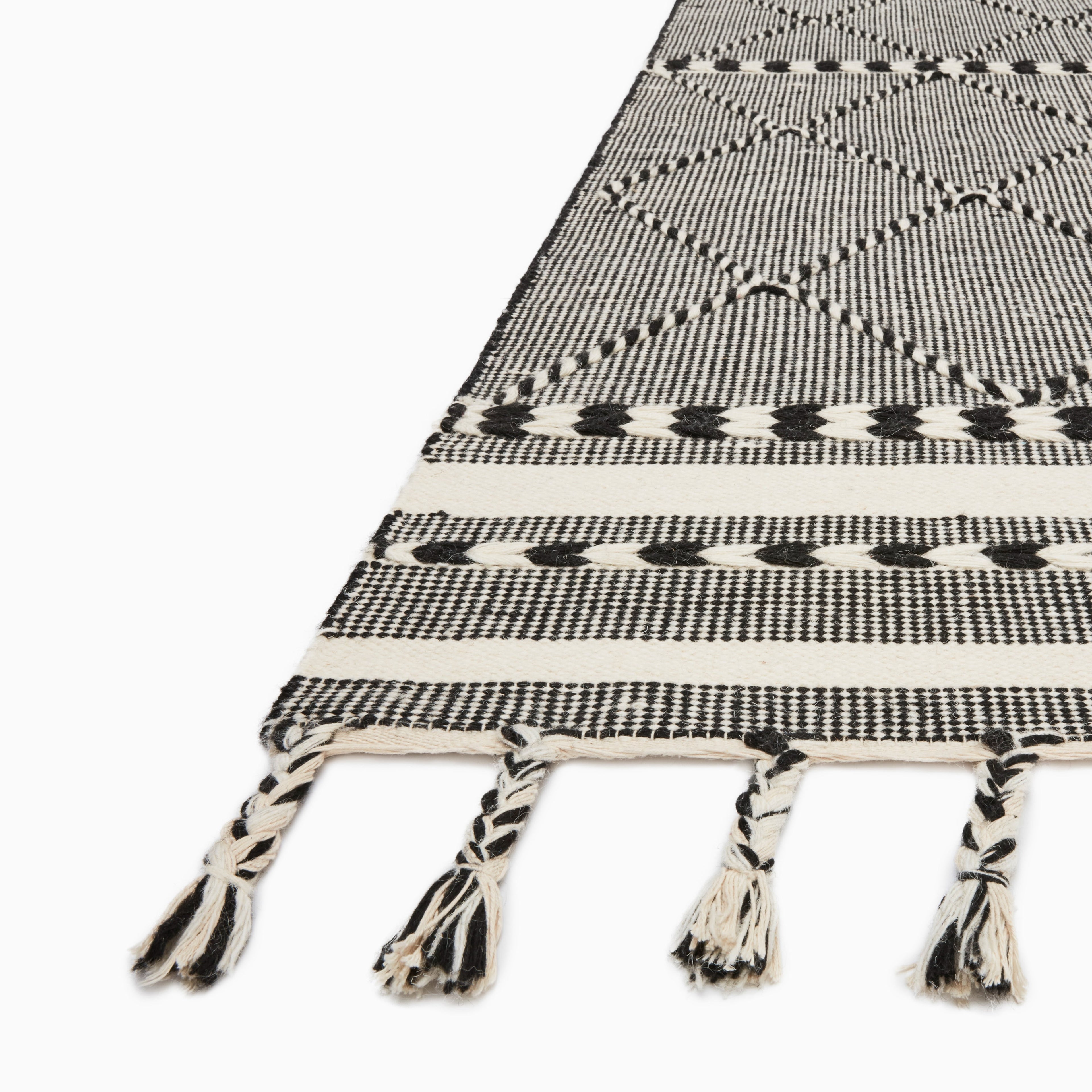 Lafferty Wool Blend Rug in Midnight